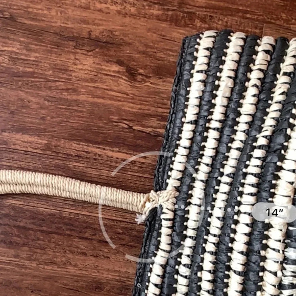 St. John’s Bay Straw Woven Tote Bag Black, Ivory, Natural NWT - Picture 13 of 14
